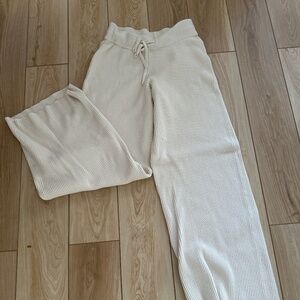 Abercrombie X Kathleen Post Ivory Ribbed Wide Leg Draw String Pants - Sz. S